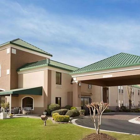 Spark By Hilton Spring Lake Fayetteville Экстерьер фото